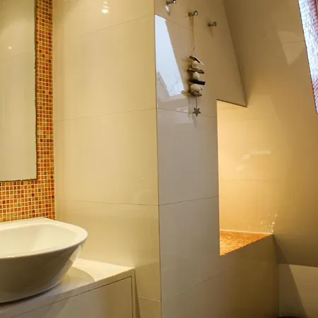 Nice In W/ 3 Bedrooms Feriehus Castricum